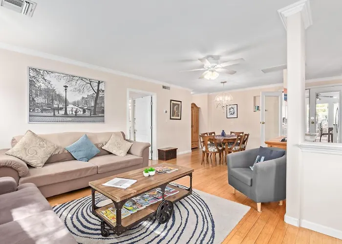 Apartment Desert Rose - Private One Bedroom In Old Town