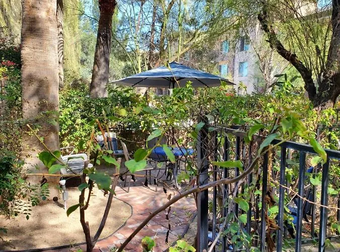 Desert Rose - Private One Bedroom In Old Town Apartment *